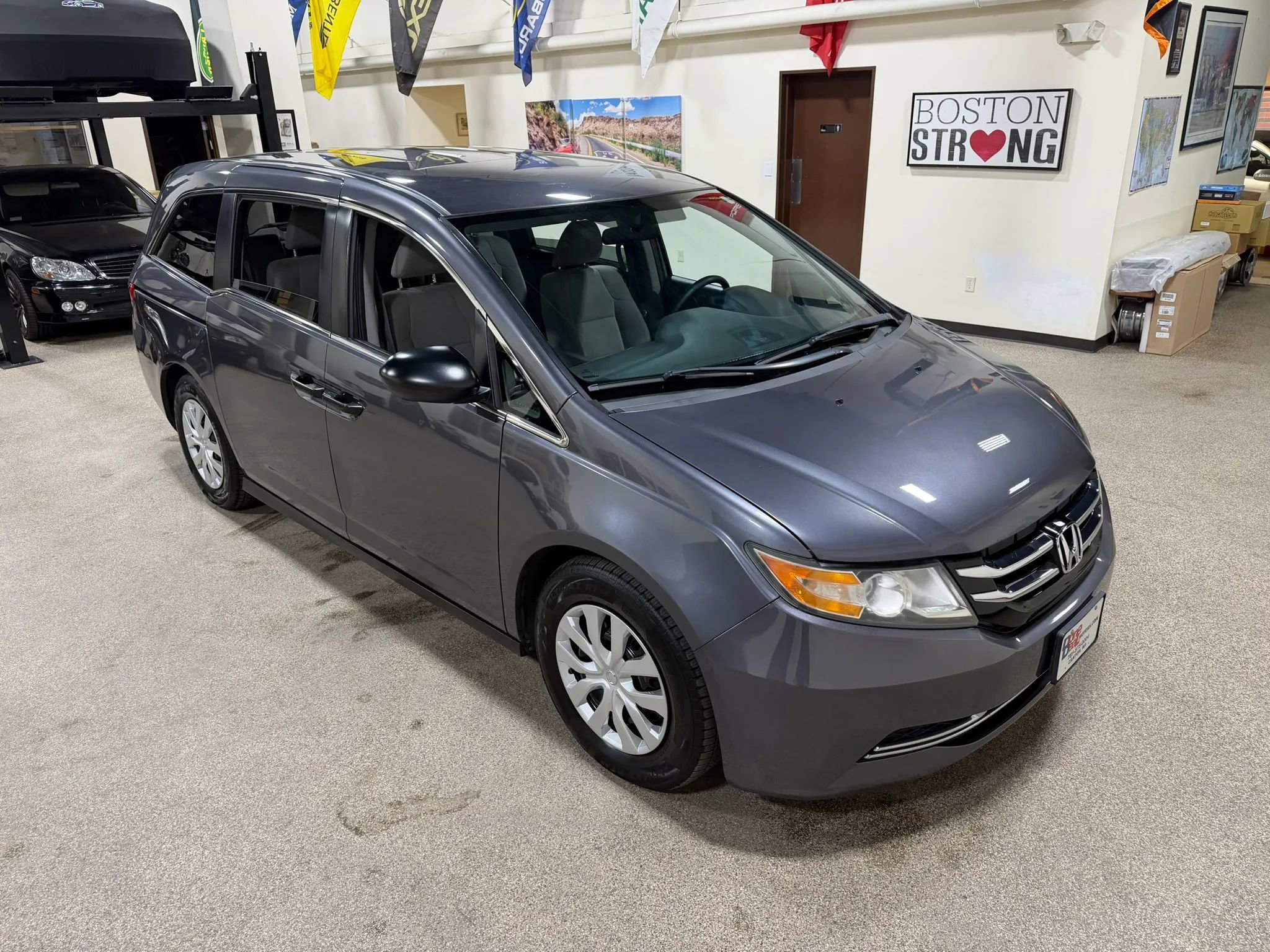 Used 2016 Honda Odyssey LX image 5