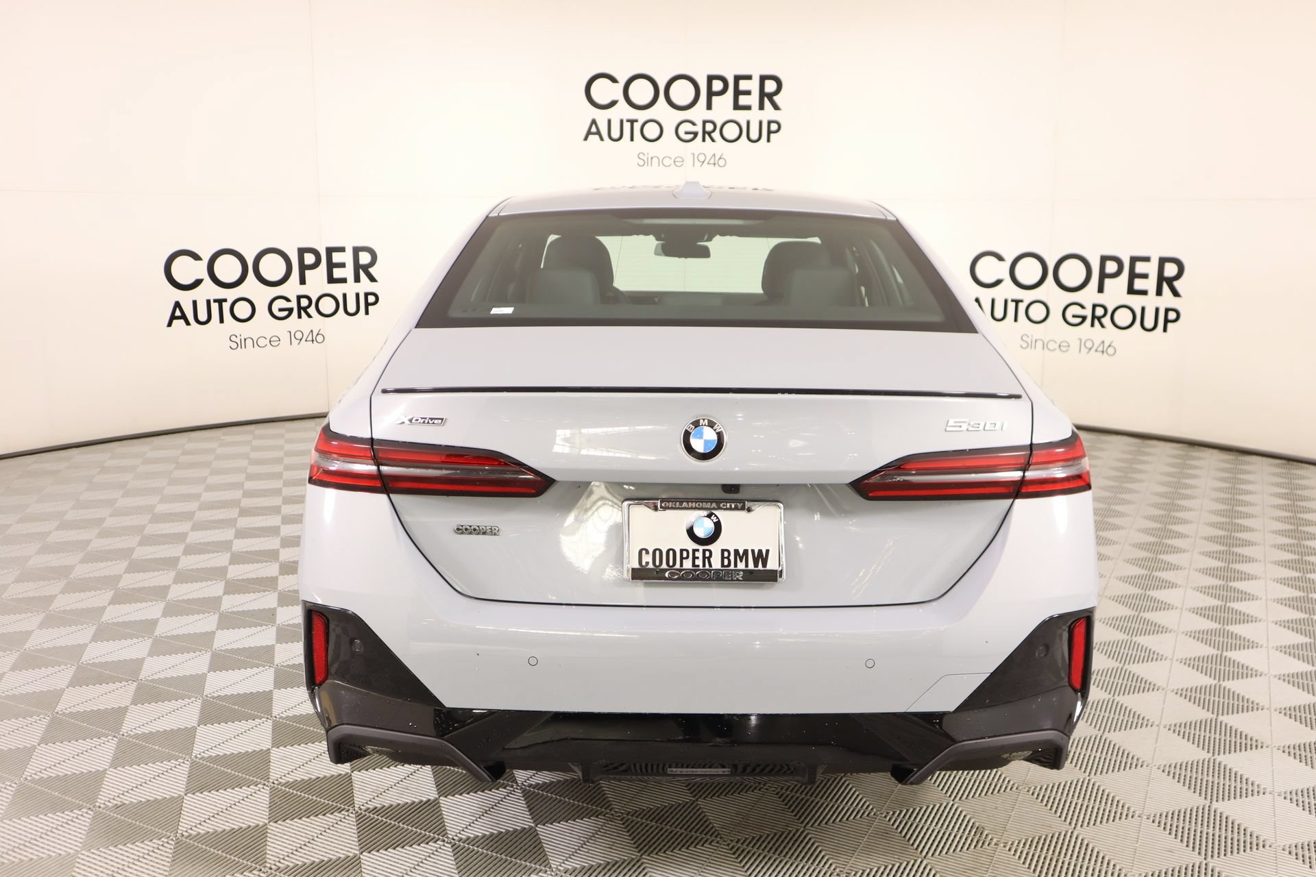 New 2026 BMW 530i xDrive w/ M Sport Package AWD/4WD image 23