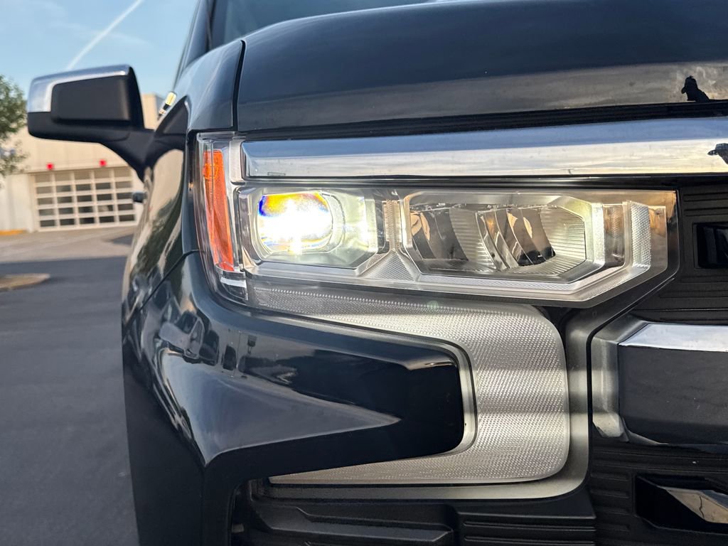Used 2025 Chevrolet Silverado 1500 LT image 12