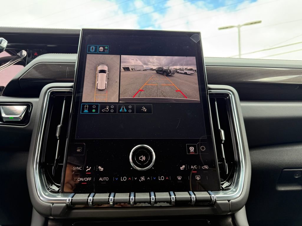 New 2026 GMC Yukon XL Elevation image 34