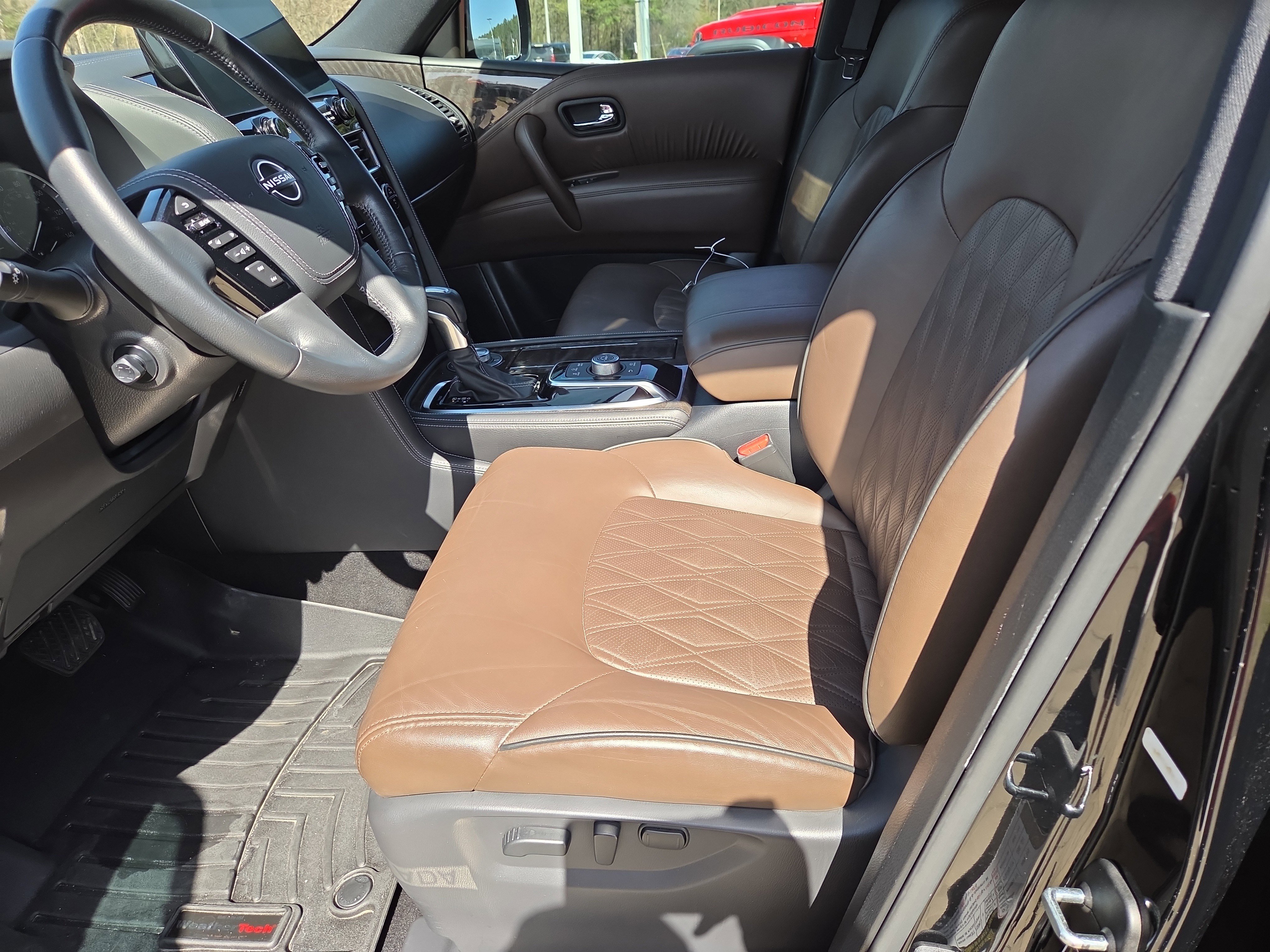 Used 2022 Nissan Armada Platinum w/ Captain's Chairs Package image 6