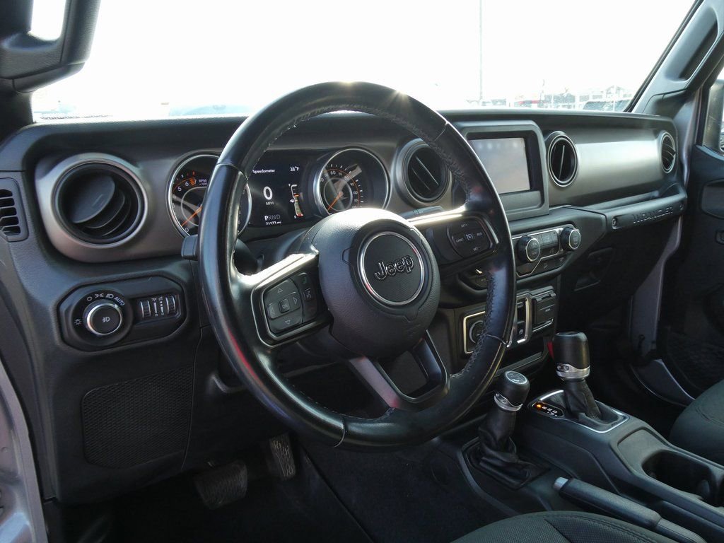 Used 2021 Jeep Wrangler Sport image 18