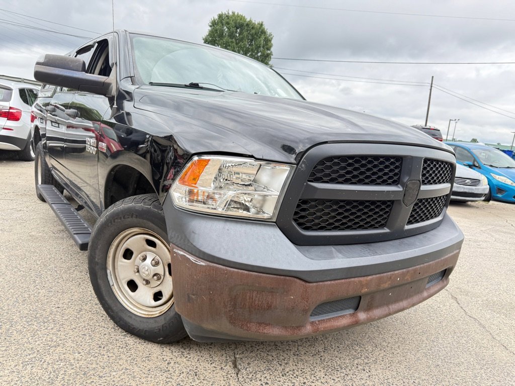 Used 2014 RAM 1500 4x4 Crew Cab