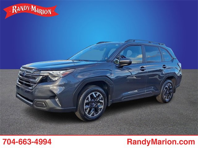 Used 2025 Subaru Forester Premium w/ Convenience Package #1