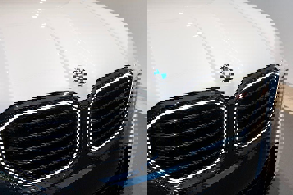 Used 2026 BMW XM Label Red image 7