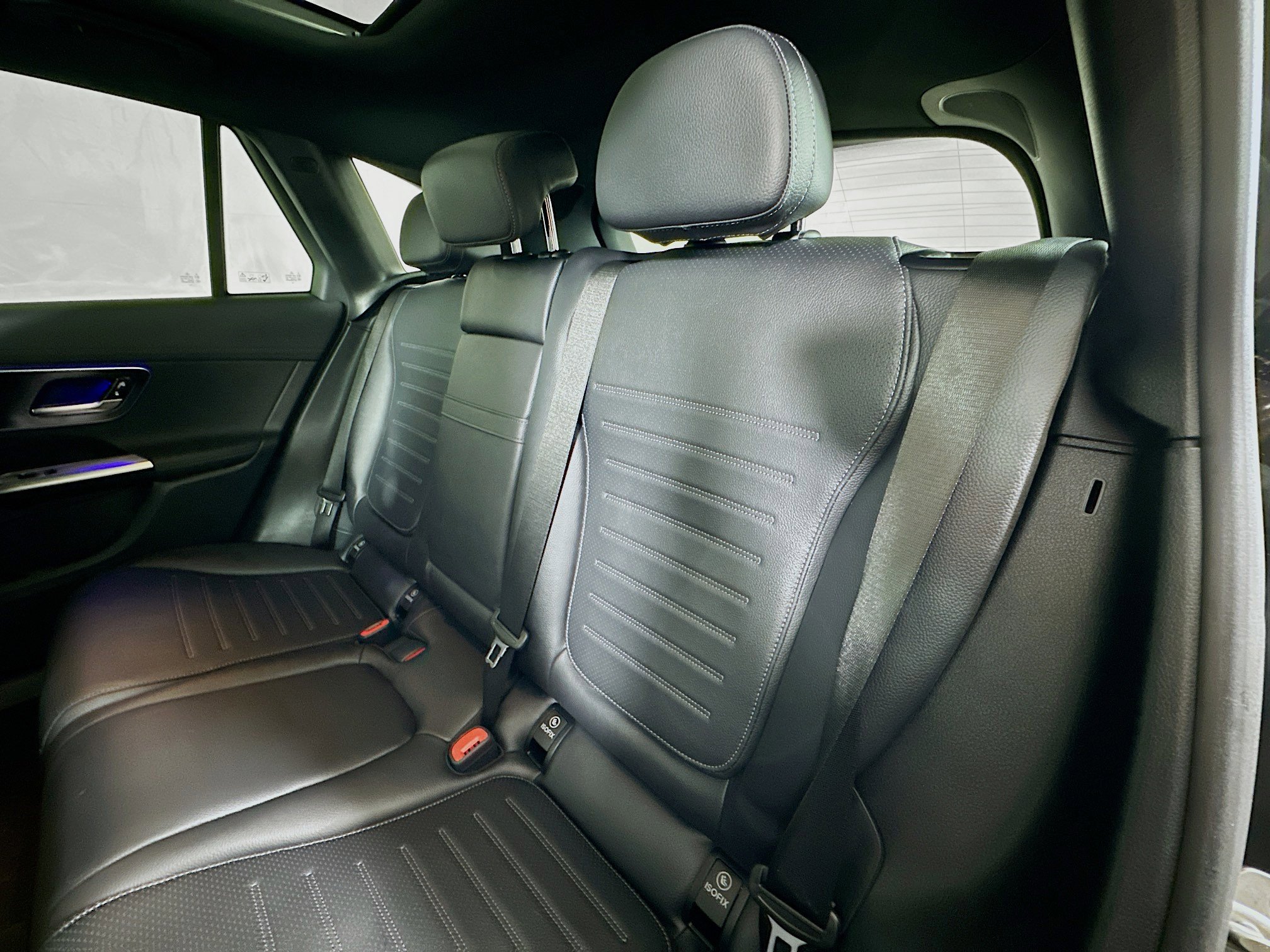 Certified 2025 Mercedes-Benz GLC 300 GLC 300 image 25