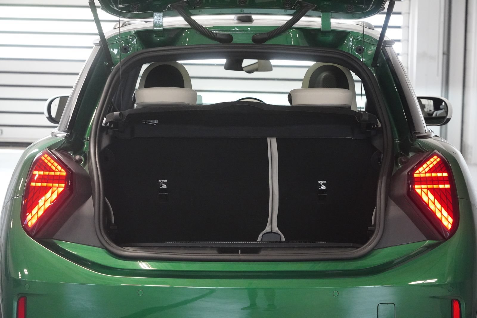 Used 2025 MINI Cooper S FWD image 30