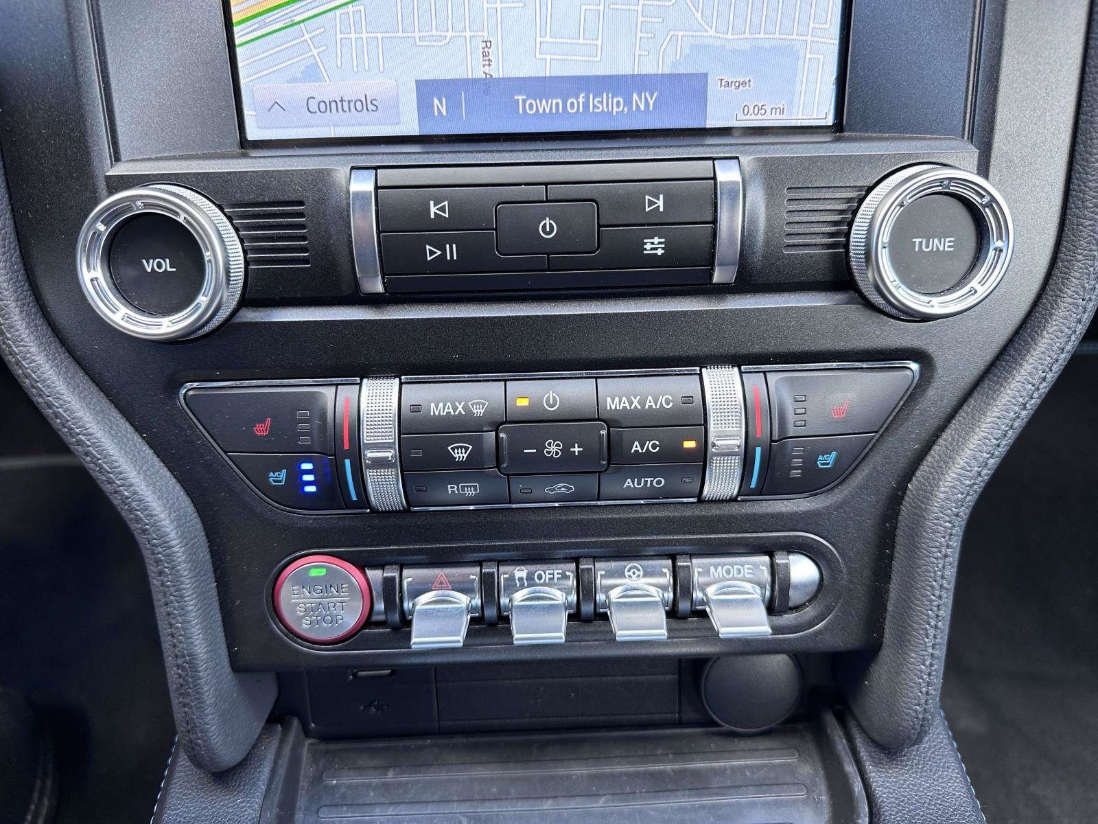 Used 2019 Ford Mustang GT Premium w/ GT Performance Package RWD image 25