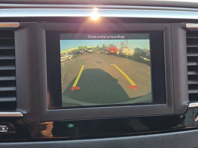 Certified 2020 Chrysler Pacifica Touring-L FWD image 30