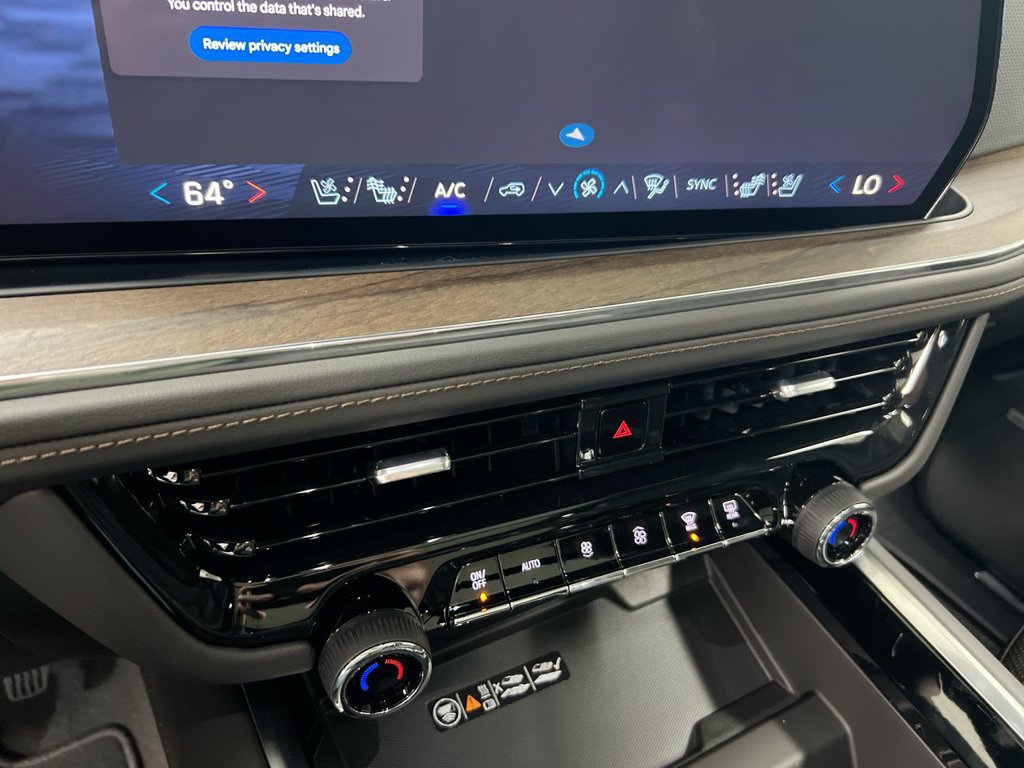 New 2026 Chevrolet Tahoe High Country AWD/4WD image 12