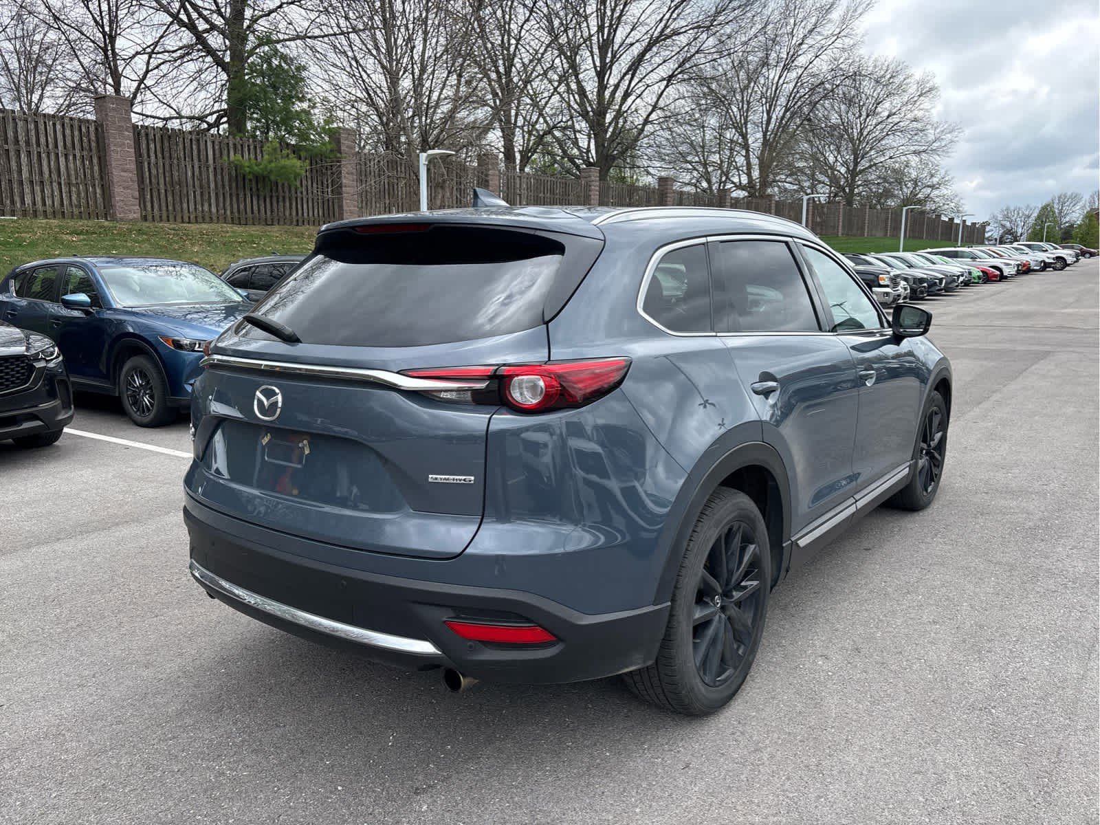 Used 2023 MAZDA CX-9 Carbon Edition image 4