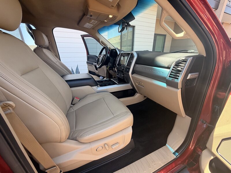 Used 2017 Ford F250 Lariat w/ Chrome Package AWD/4WD image 26
