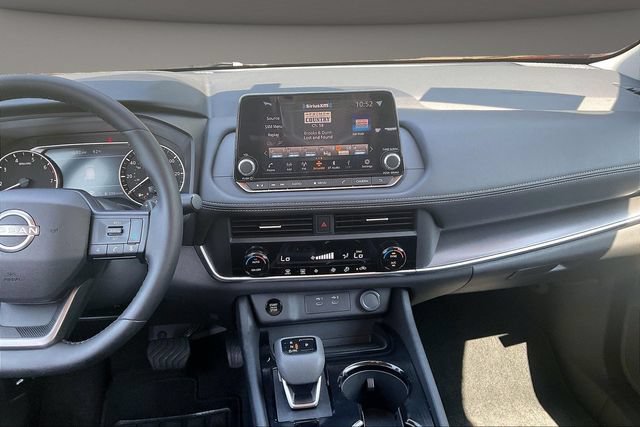 Certified 2026 Nissan Rogue SV AWD/4WD image 6