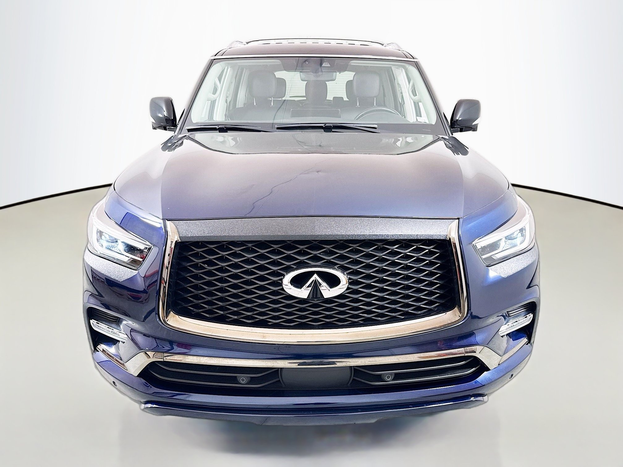 Used 2024 INFINITI QX80 Premium Select w/ Cargo Package AWD/4WD image 2
