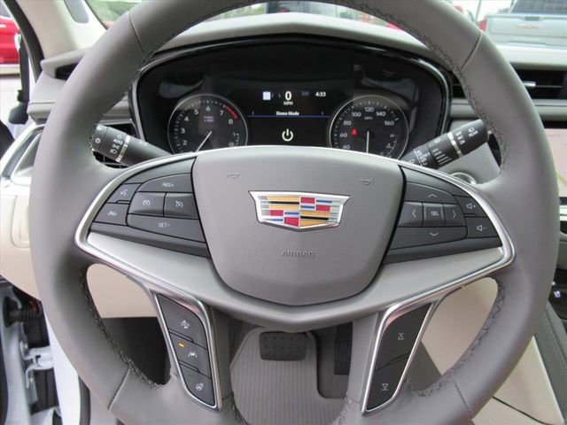 New 2026 Cadillac XT5 Premium Luxury w/ Driver Assist Package FWD image 23