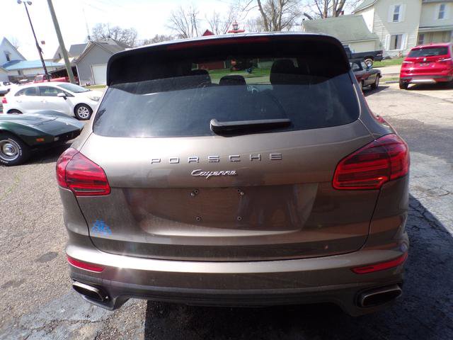 Used 2016 Porsche Cayenne w/ Premium Package Plus image 6