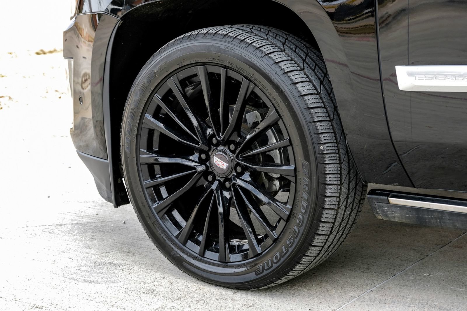 Used 2019 Cadillac Escalade ESV Platinum image 50