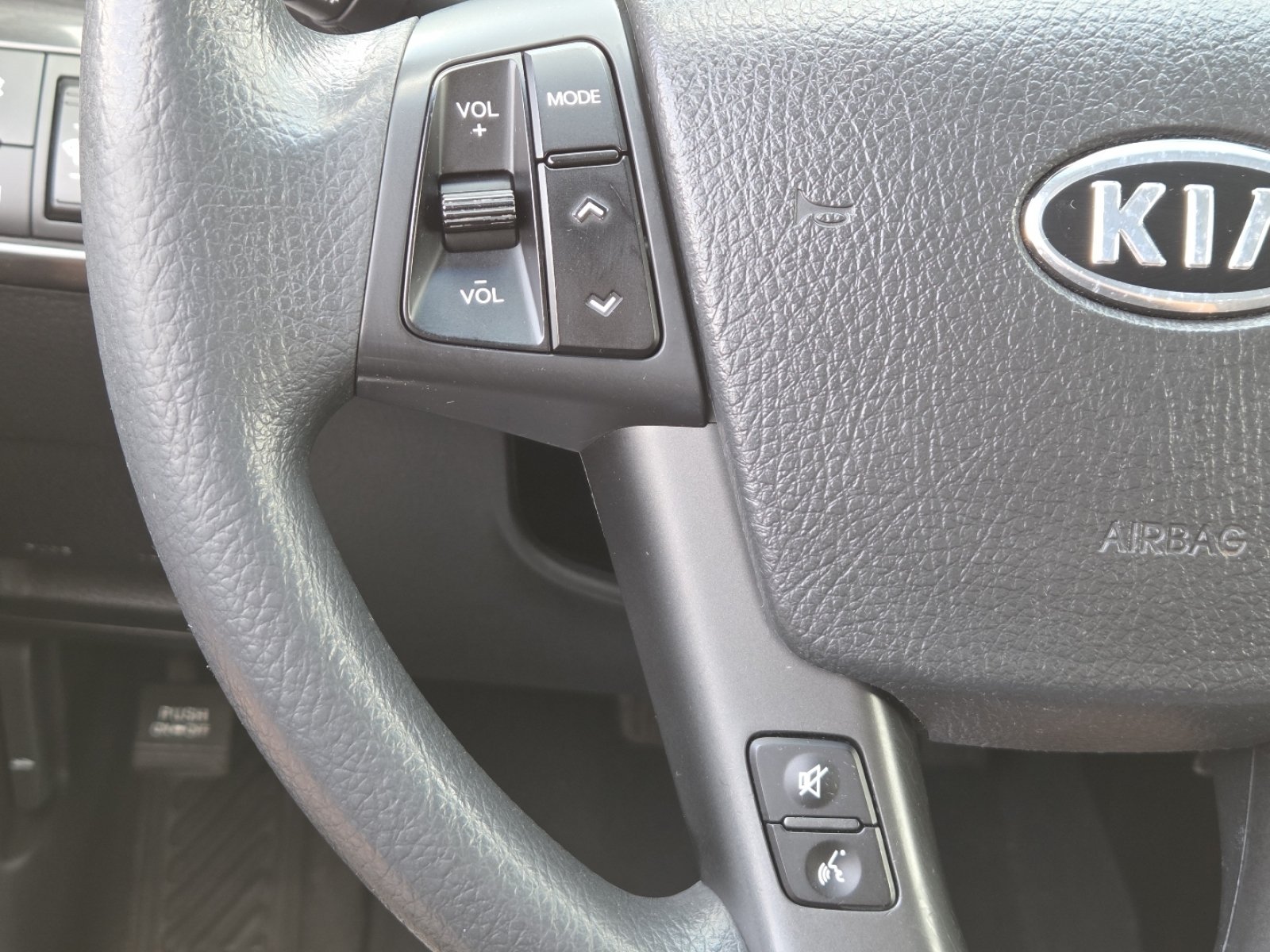 Used 2011 Kia Sorento 2WD image 29