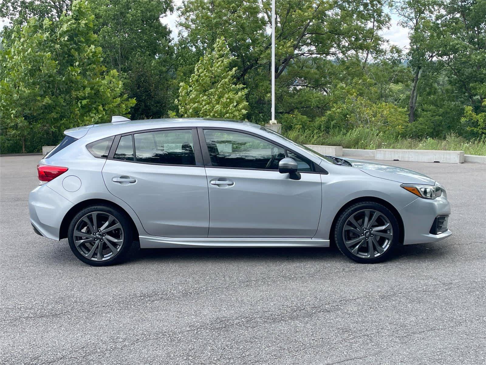 Certified 2022 Subaru Impreza 2.0i Sport AWD/4WD image 4