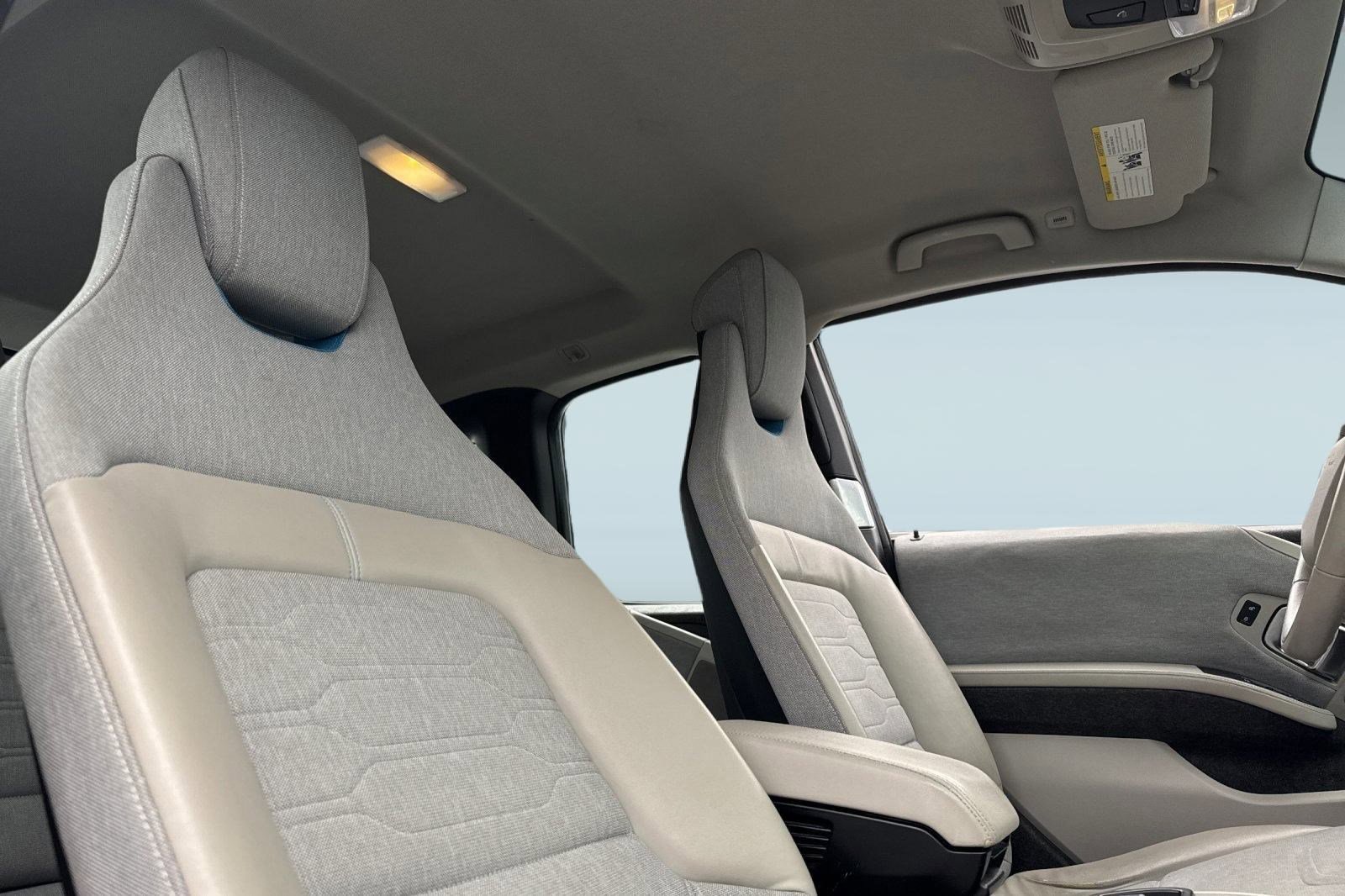 Used 2014 BMW i3 image 24