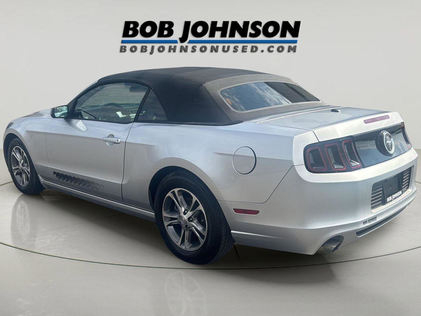 Used 2014 Ford Mustang Premium RWD image 5
