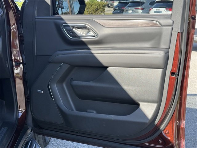 Used 2023 Chevrolet Tahoe LT image 34