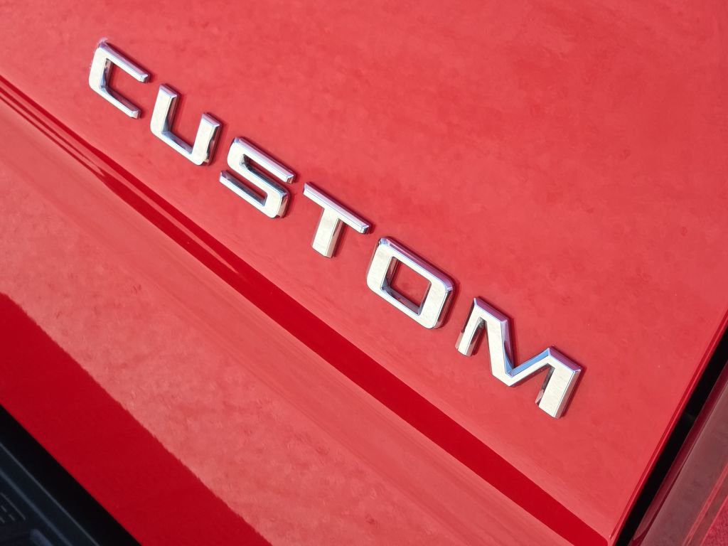 Used 2024 Chevrolet Silverado 1500 Custom image 10