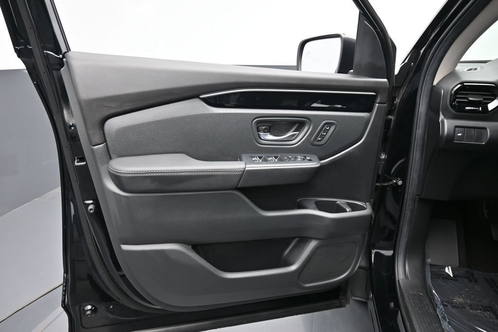 Used 2026 Honda Passport RTL image 18