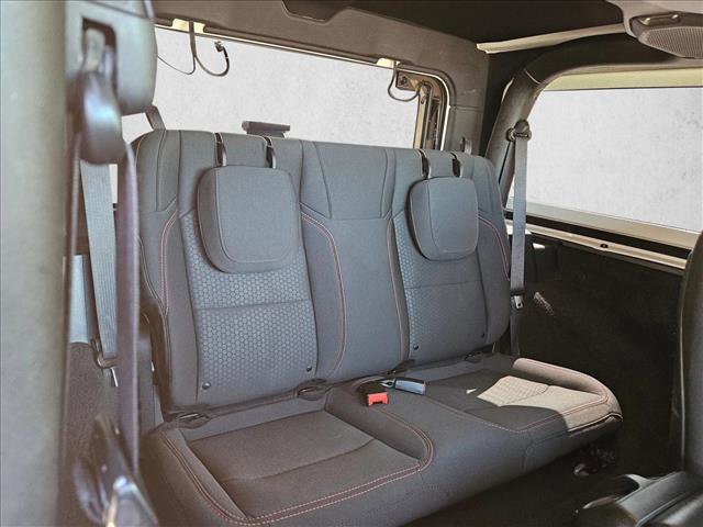 Used 2019 Jeep Wrangler Rubicon AWD/4WD image 17