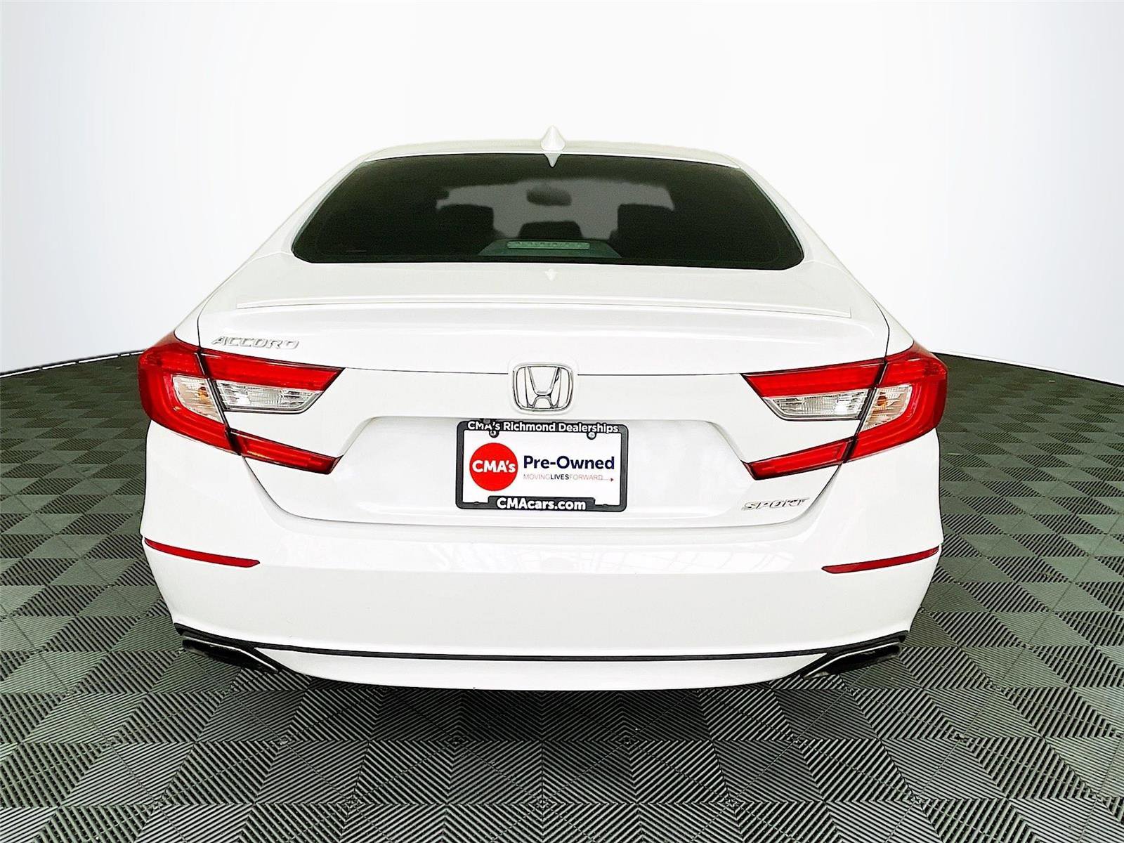 Used 2019 Honda Accord Sport image 7