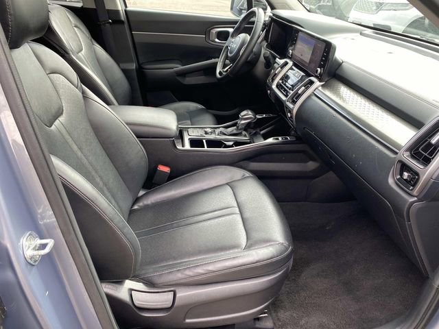 Used 2022 Kia Sorento S image 17