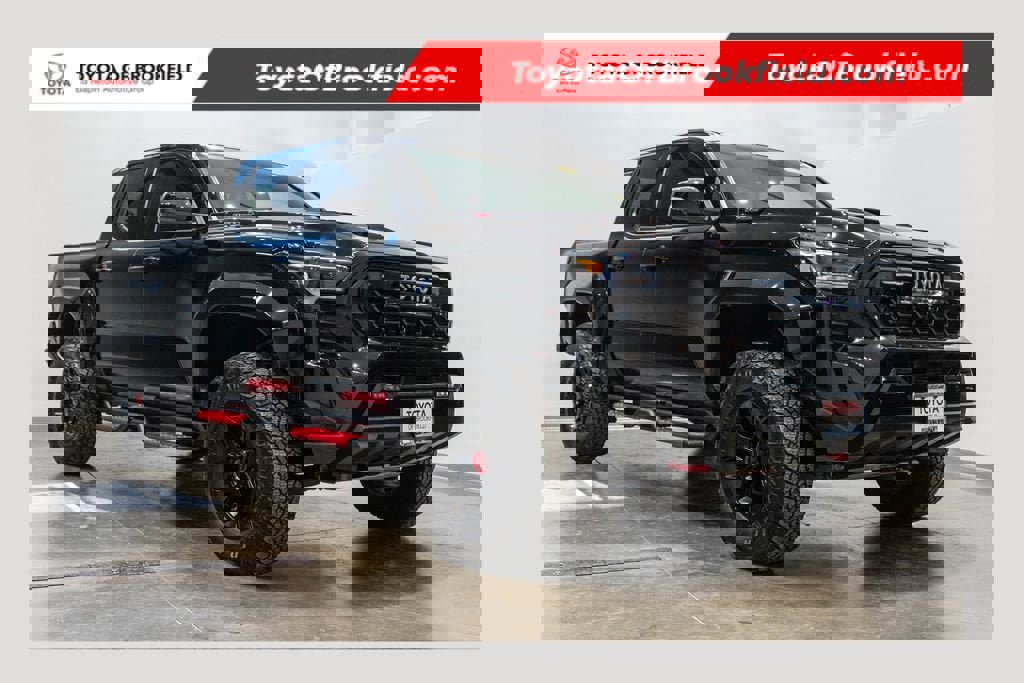 Used 2025 Toyota Tacoma TRD Pro image 1