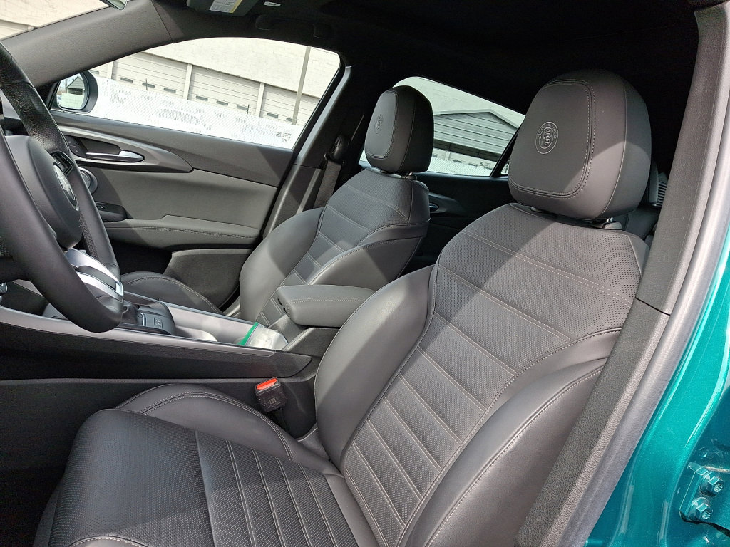 Used 2024 Alfa Romeo Tonale Veloce image 24