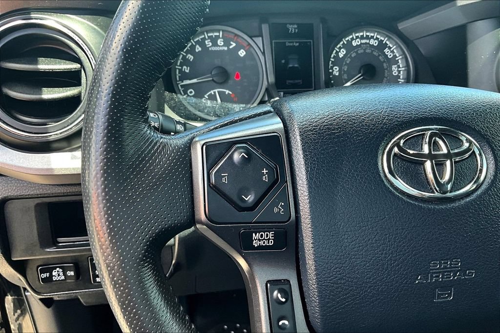 Used 2018 Toyota Tacoma TRD Sport w/ Technology Package AWD/4WD image 10