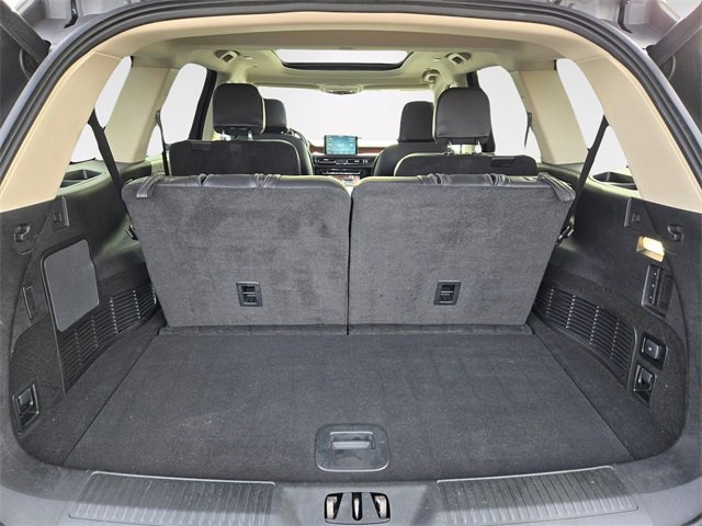 Used 2022 Lincoln Aviator Reserve w/ Equipment Group 201A image 6