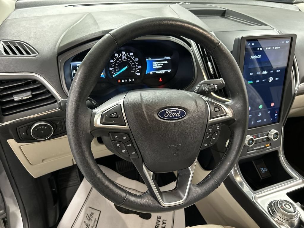 Used 2023 Ford Edge Titanium w/ Cargo Accessory Package AWD/4WD image 4