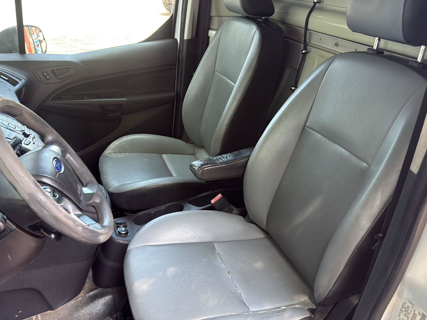 Used 2016 Ford Transit Connect XL FWD image 41