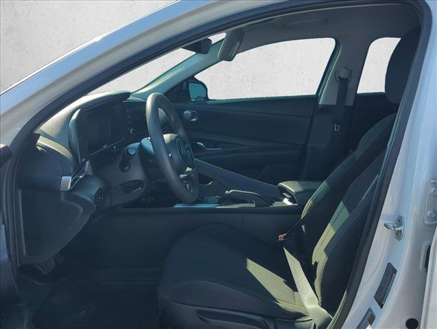 Used 2021 Hyundai Elantra SEL image 7