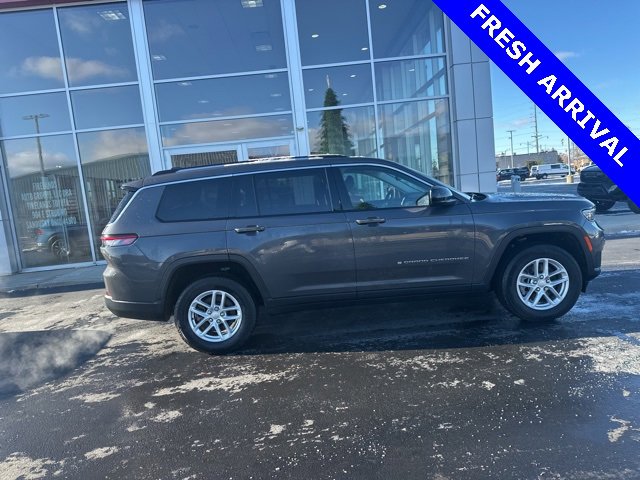 Used 2024 Jeep Grand Cherokee L Laredo w/ Luxury Tech Group I image 35