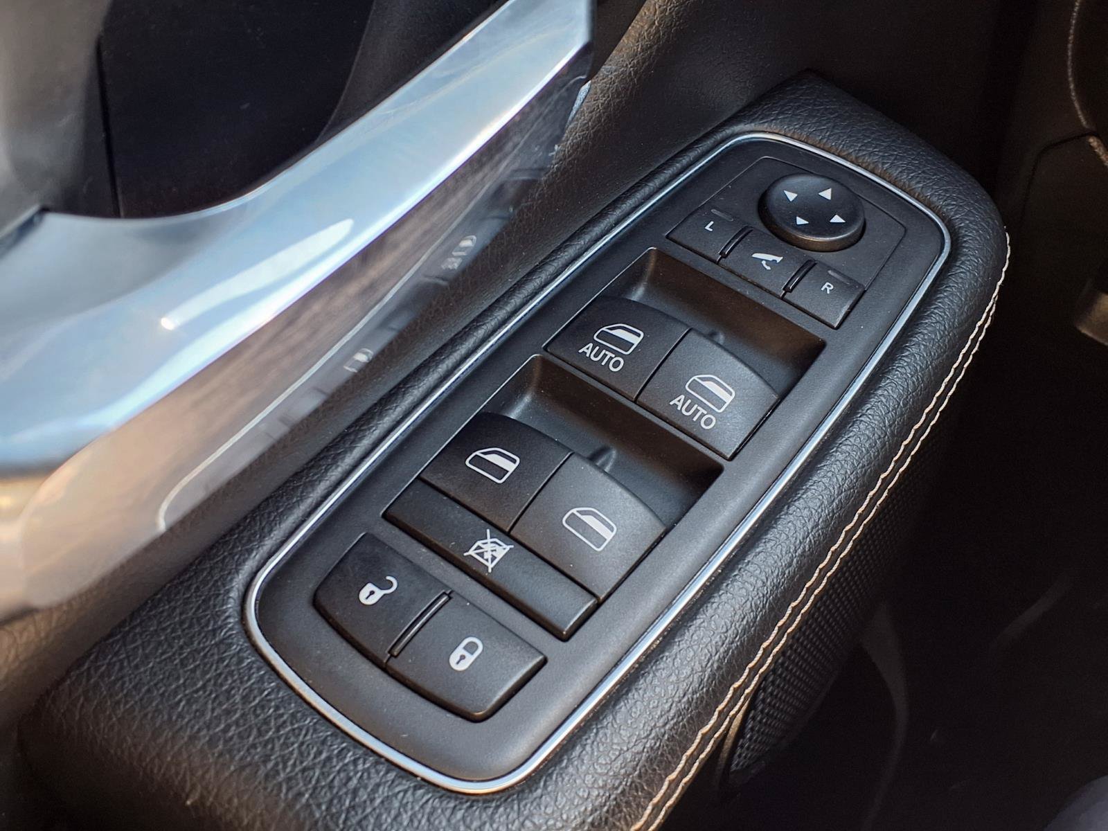 Used 2019 RAM 1500 Laramie w/ Sport Appearance Package RWD image 15
