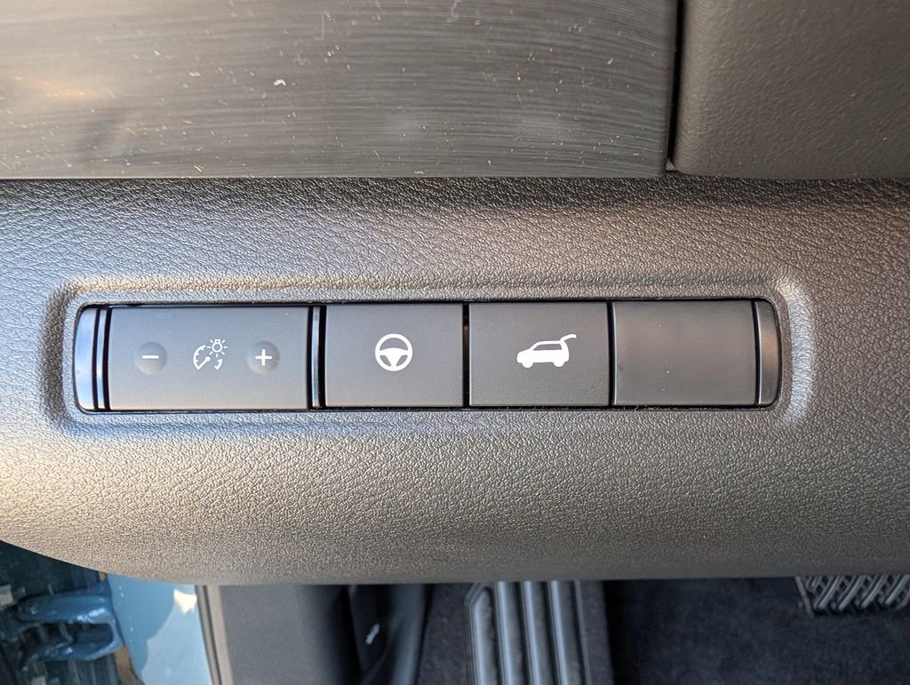 New 2026 Nissan Pathfinder SL w/ SL Premium Package (P04) AWD/4WD image 31