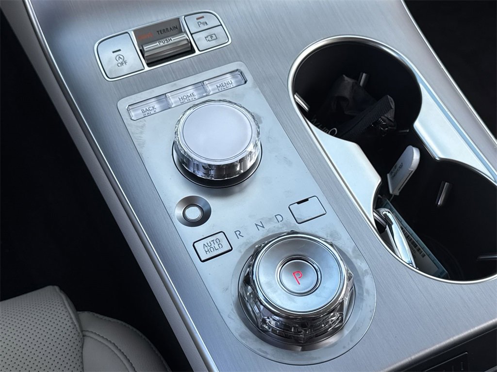 Used 2026 Genesis GV70 2.5T Select image 23