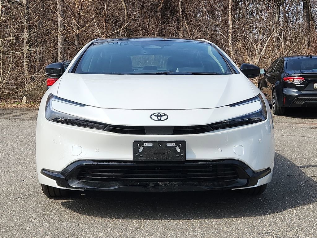Used 2025 Toyota Prius image 2