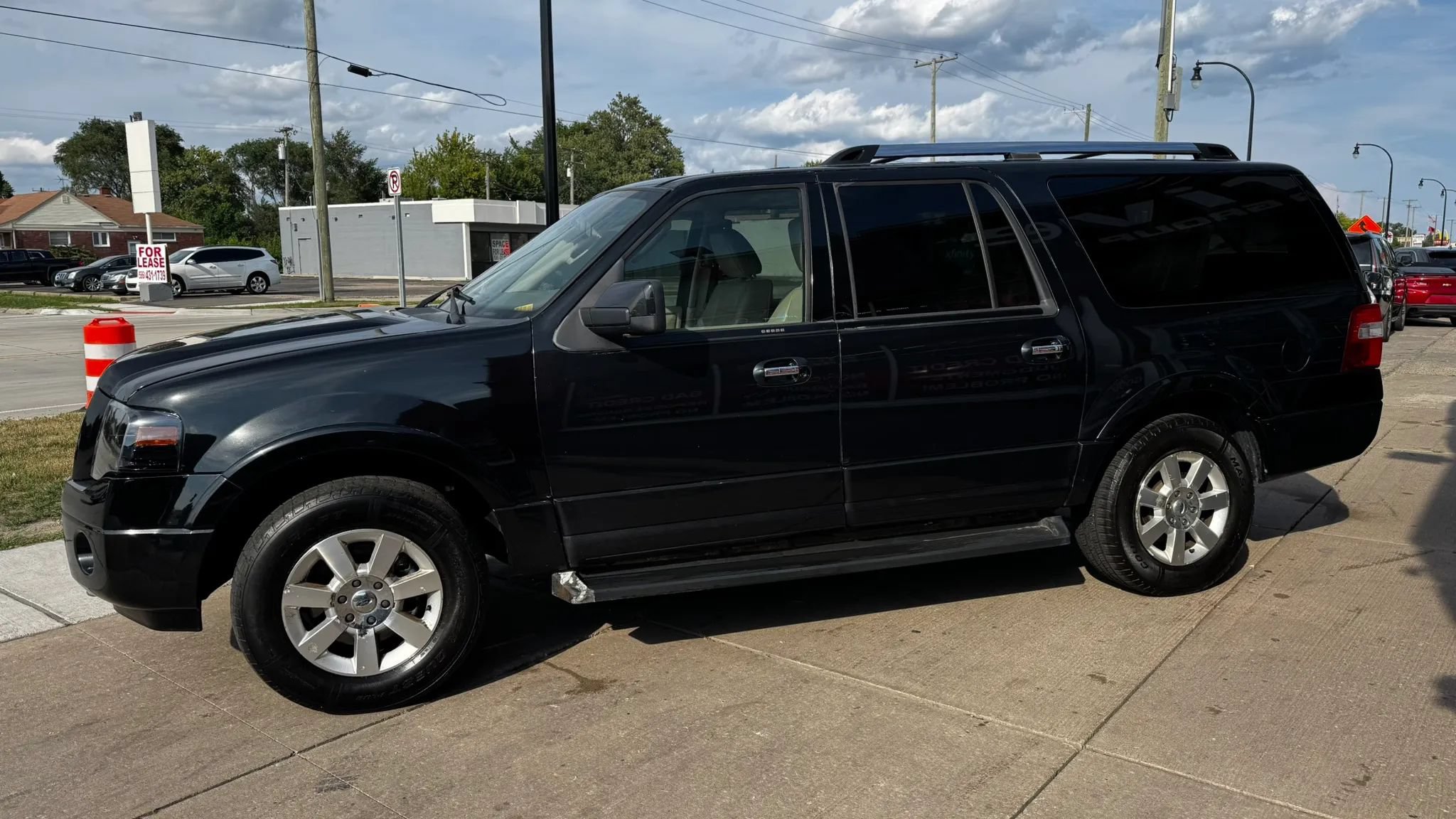Used 2010 Ford Expedition EL Limited AWD/4WD image 8