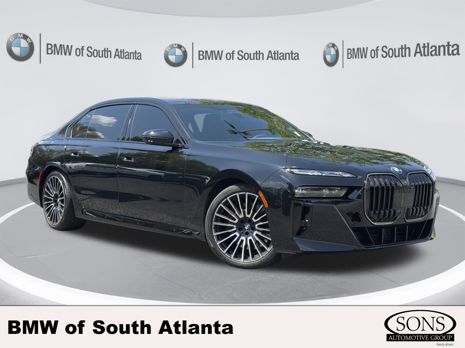 Certified 2026 BMW 760i xDrive AWD/4WD image 1