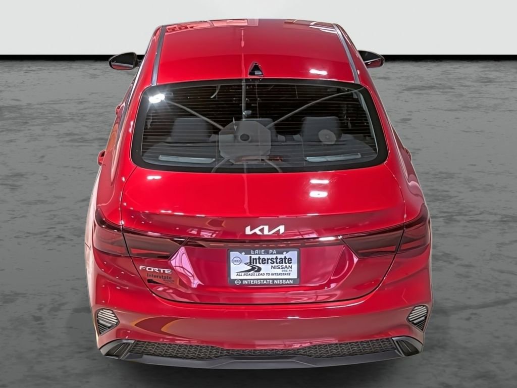 Used 2023 Kia Forte LXS w/ LXS Technology Package image 3