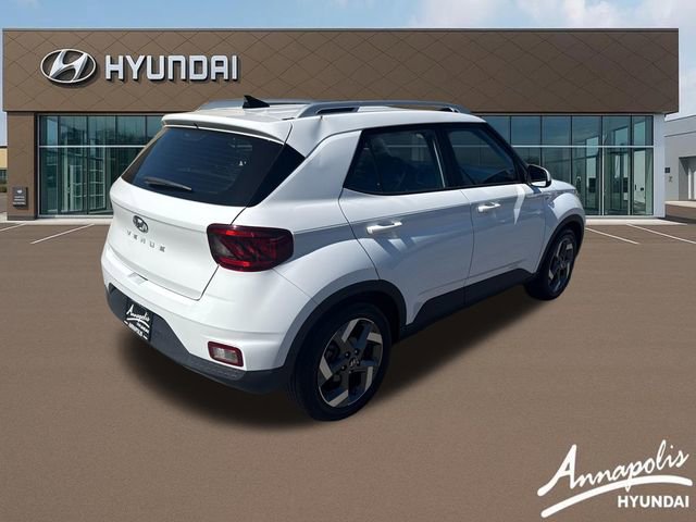 Certified 2022 Hyundai Venue SEL w/ Cargo Package image 5