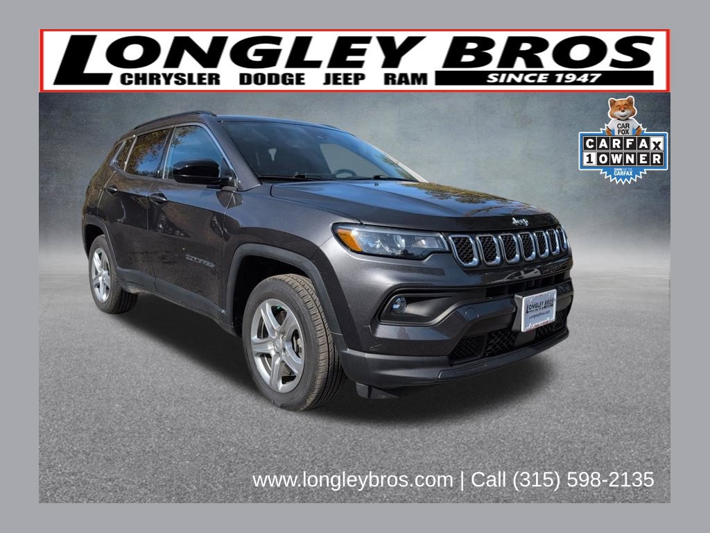 Used 2023 Jeep Compass Latitude w/ Convenience Group AWD/4WD image 1
