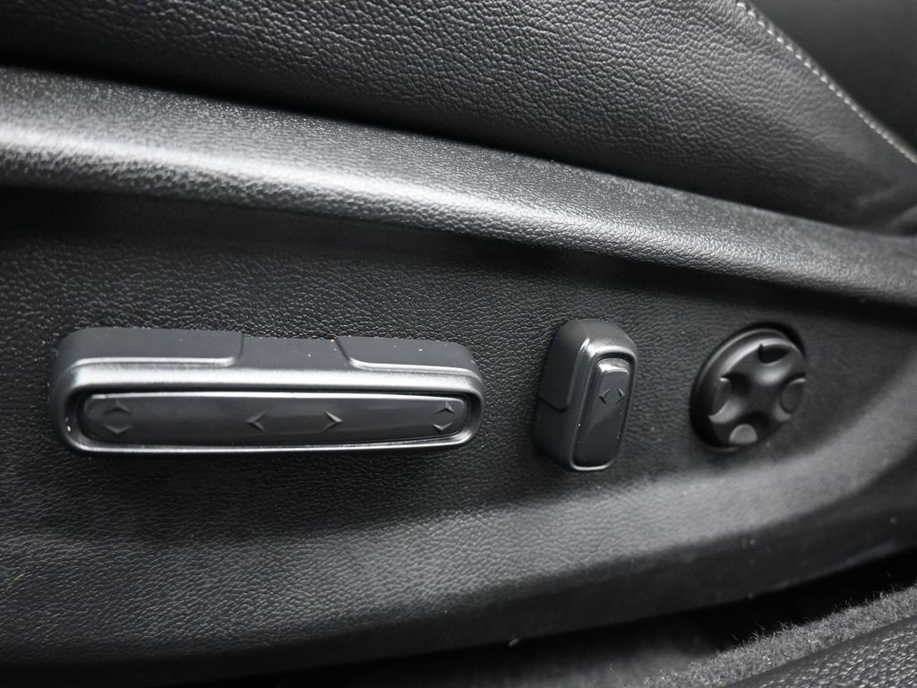 Used 2019 Honda Accord Sport image 13