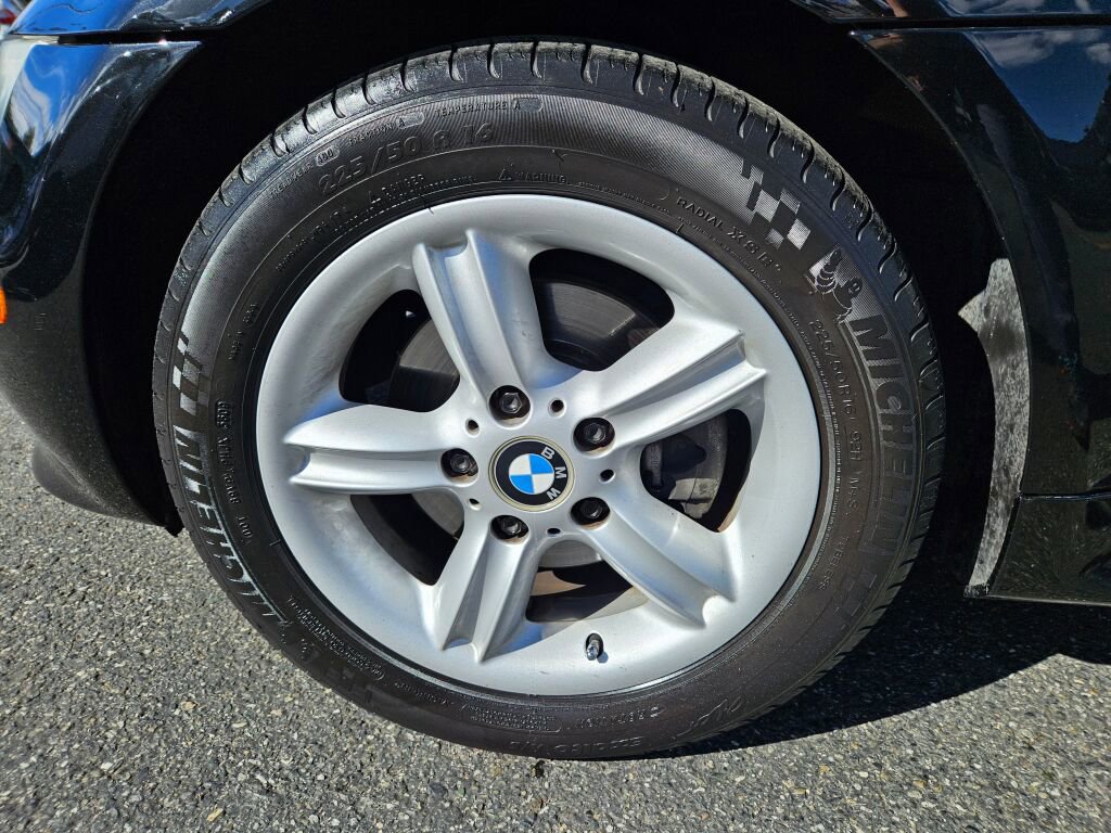 Used 2002 BMW Z3 2.5i image 8